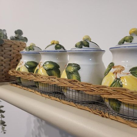 Appartamento Di Fronte All'Ospedale Modena Bagian luar foto